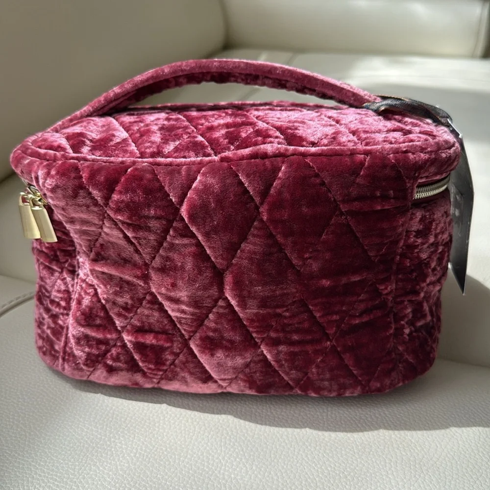 Harry Potter™‎ Gryffindor™ Velvet Train Case